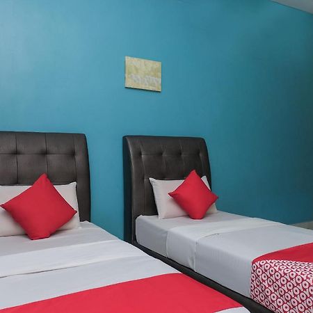 קואלה רומפין Oyo 90015 Indah Chalet מראה חיצוני תמונה