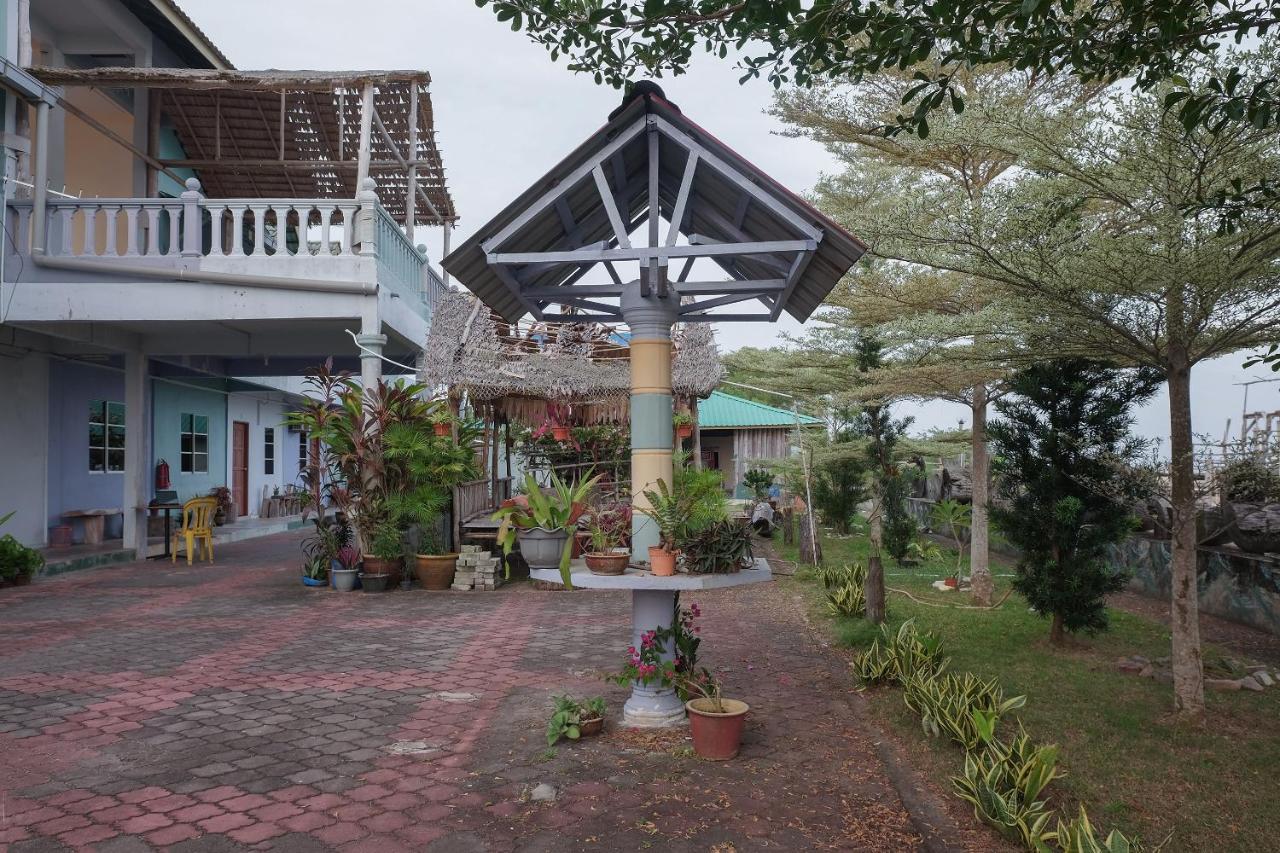 קואלה רומפין Oyo 90015 Indah Chalet מראה חיצוני תמונה